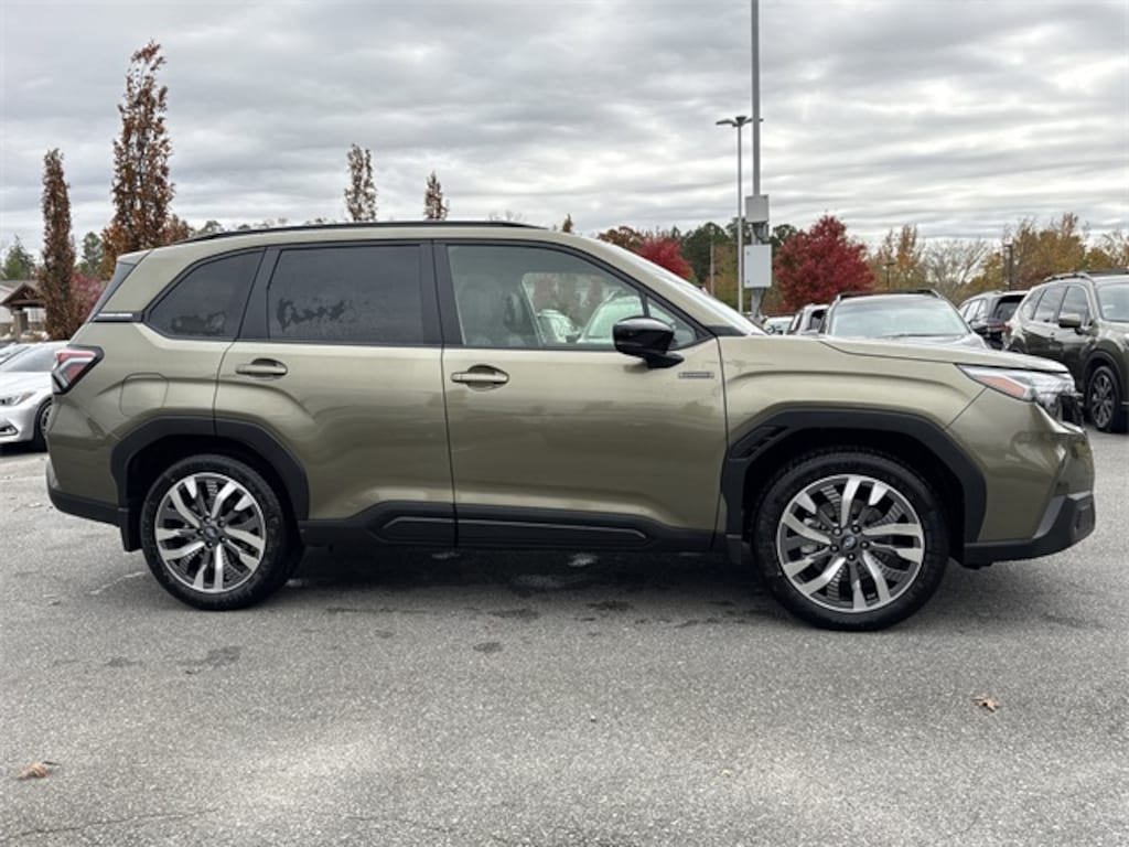 New 2025 Subaru Forester Hybrid Touring SUV