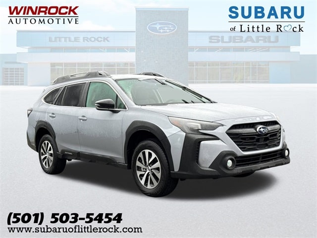 2025 Subaru Outback Premium's photo