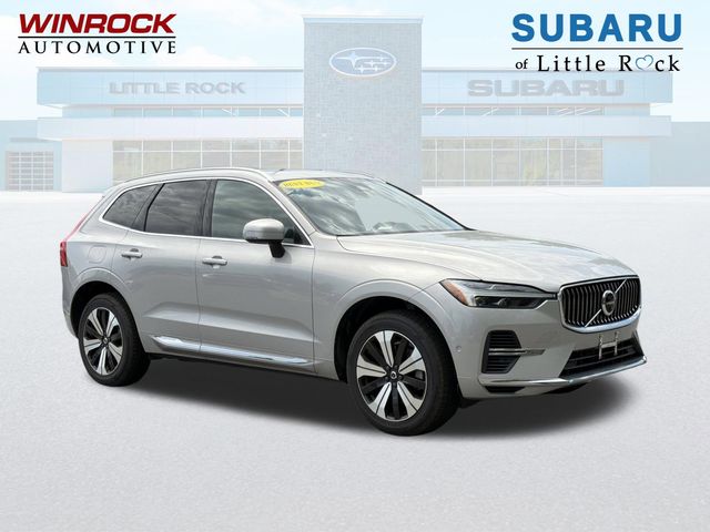 2023 Volvo XC60 T8 Plus Bright Theme AWD's photo