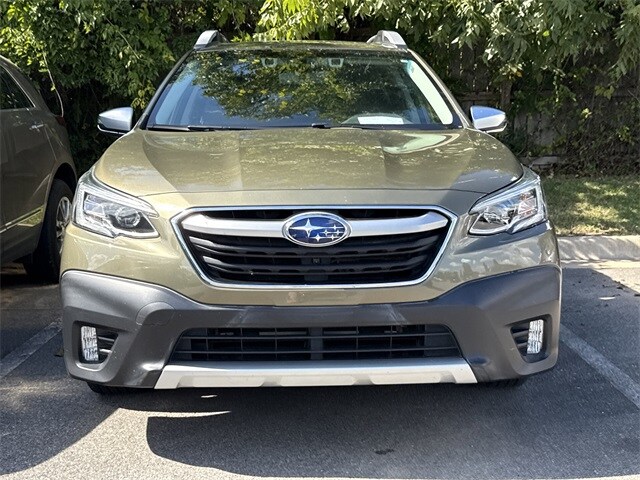 2020 Subaru Outback Touring XT photo 2
