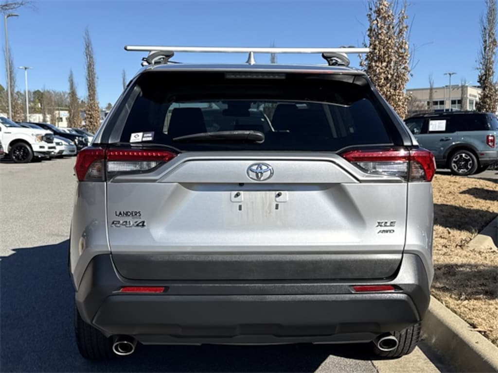Used 2019 Toyota RAV4 XLE SUV