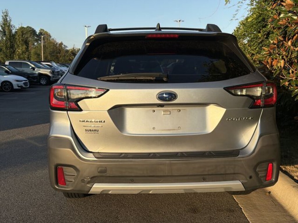 Used 2020 Subaru Outback Limited SUV