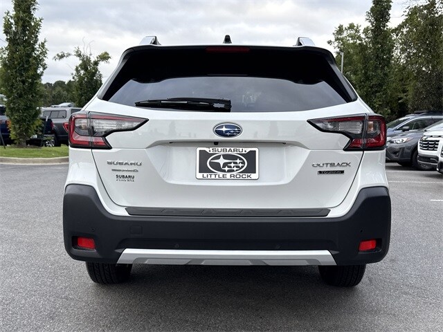 2025 Subaru Outback Touring photo 3