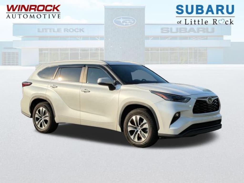 Used 2024 Toyota Highlander Hybrid XLE SUV