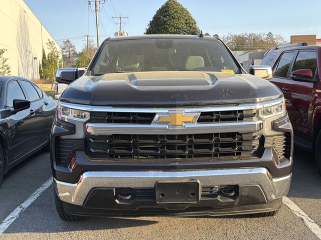 Used 2022 Chevrolet Silverado 1500 LT with VIN 1GCUDDED6NZ520165 for sale in Little Rock