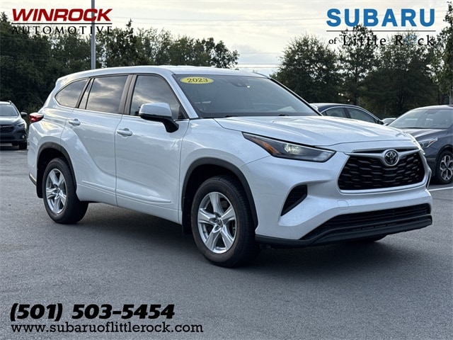 2023 Toyota Highlander L's photo