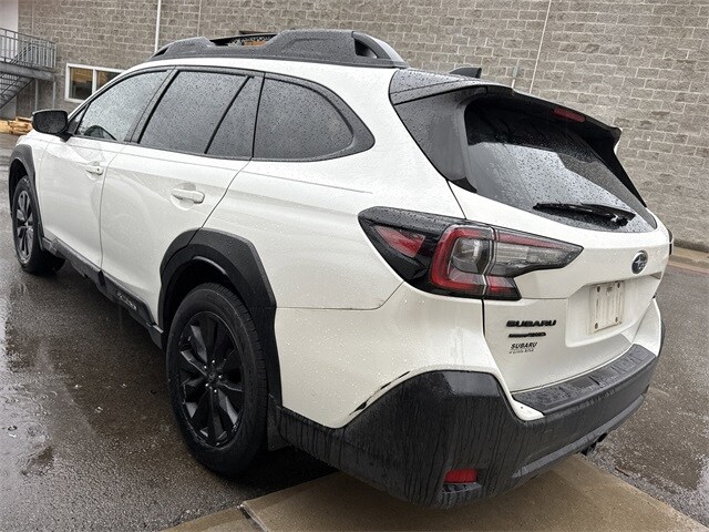 2023 Subaru Outback Onyx Edition photo 4