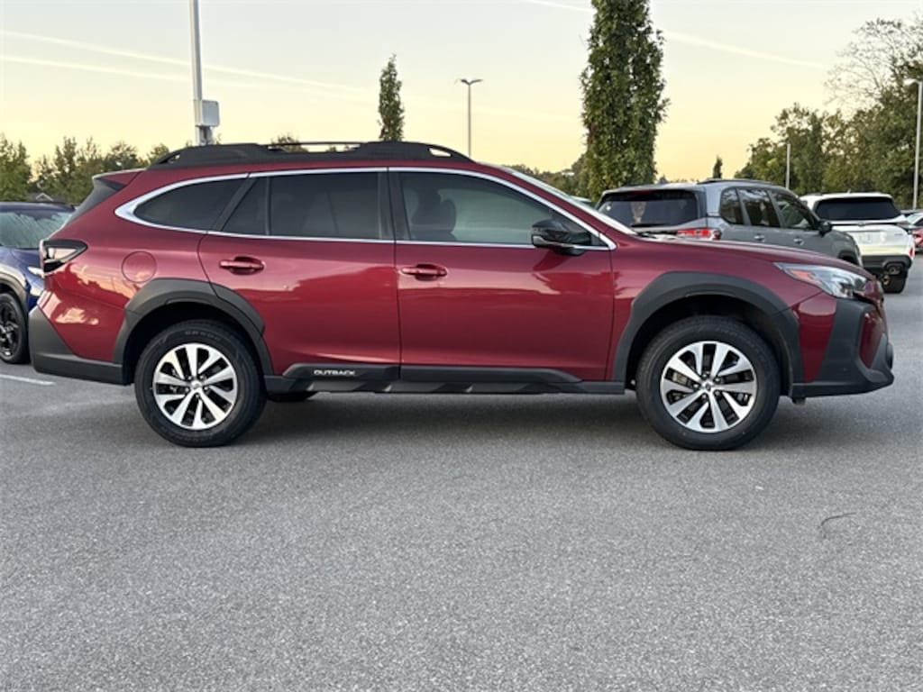 Used 2024 Subaru Outback Premium SUV