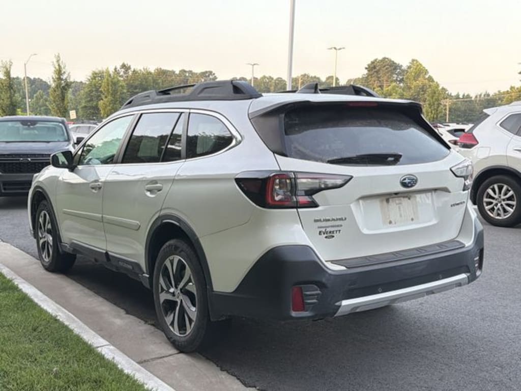 Used 2020 Subaru Outback Limited SUV