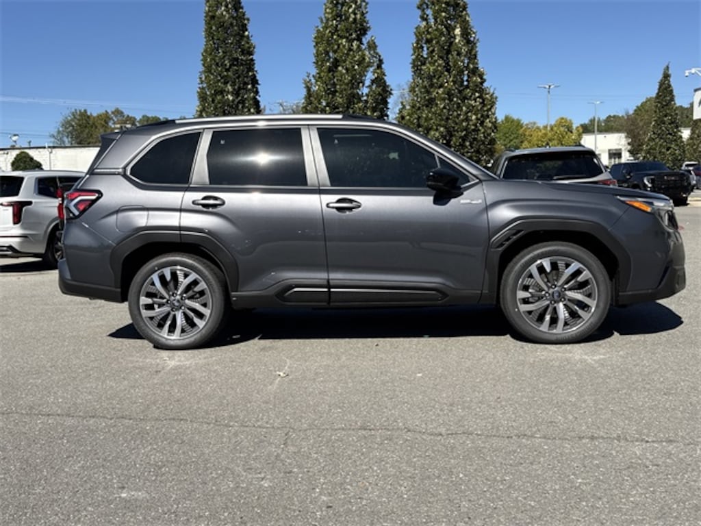 New 2025 Subaru Forester Hybrid Touring SUV