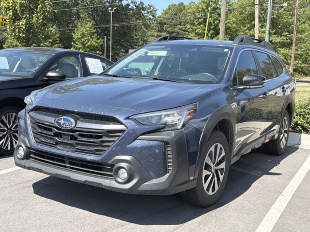 Used 2025 Subaru Outback Premium SUV