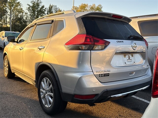 2020 Nissan Rogue SV photo 4