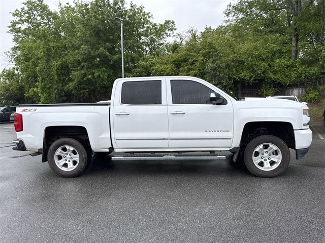 Used 2018 Chevrolet Silverado 1500 LTZ Z71 with VIN 3GCUKSECXJG256105 for sale in Little Rock