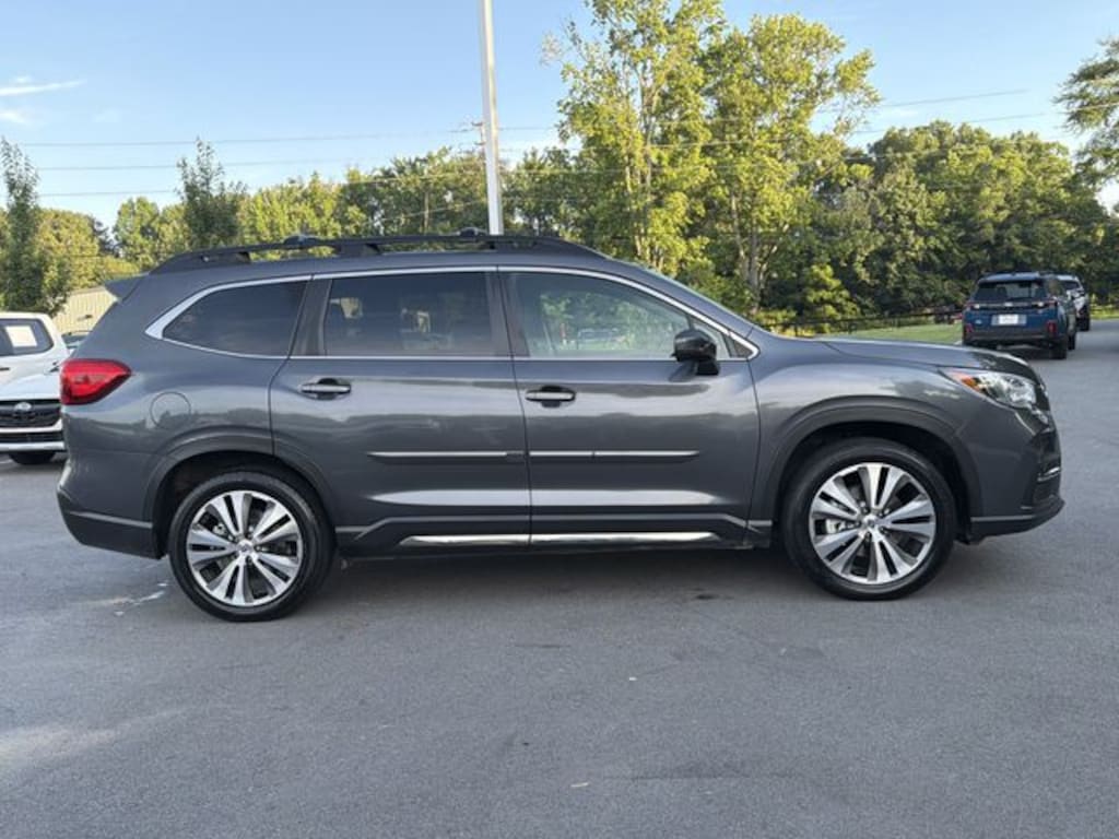 Used 2022 Subaru Ascent Limited SUV