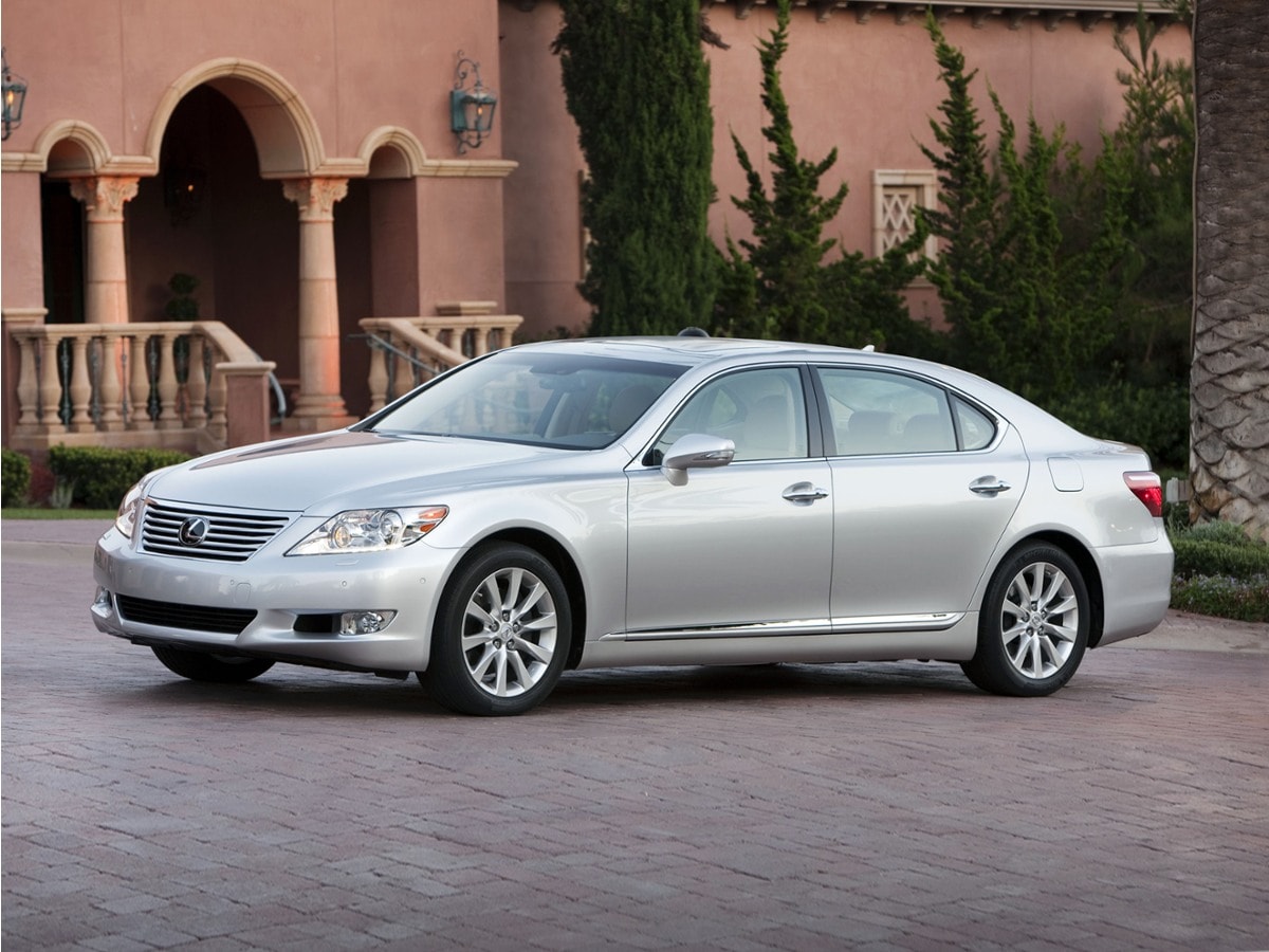 2011 Lexus LS 500's photo