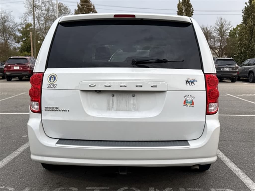 Used 2019 Dodge Grand Caravan SE Minivan/Van