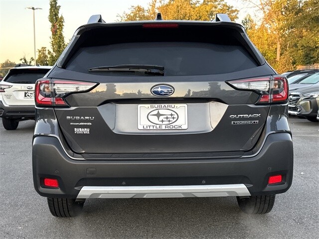 2023 Subaru Outback Touring XT photo 3