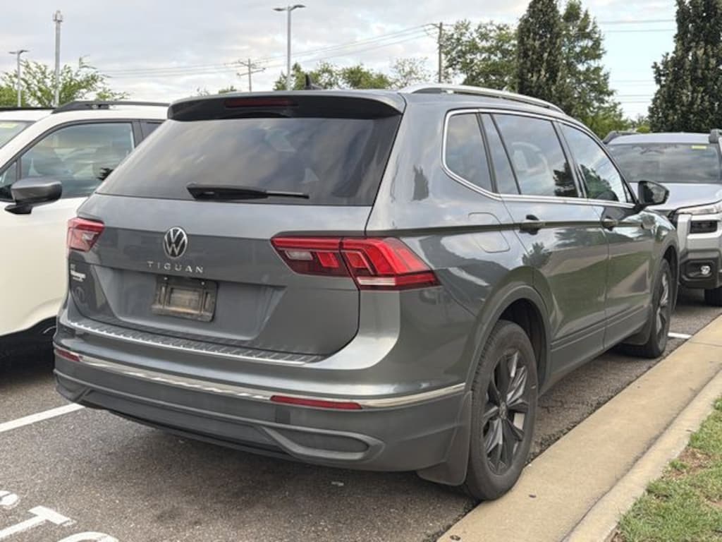 Used 2024 Volkswagen Tiguan 2.0T SE SUV