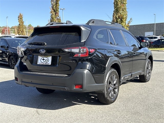 2025 Subaru Outback Onyx Edition photo 2