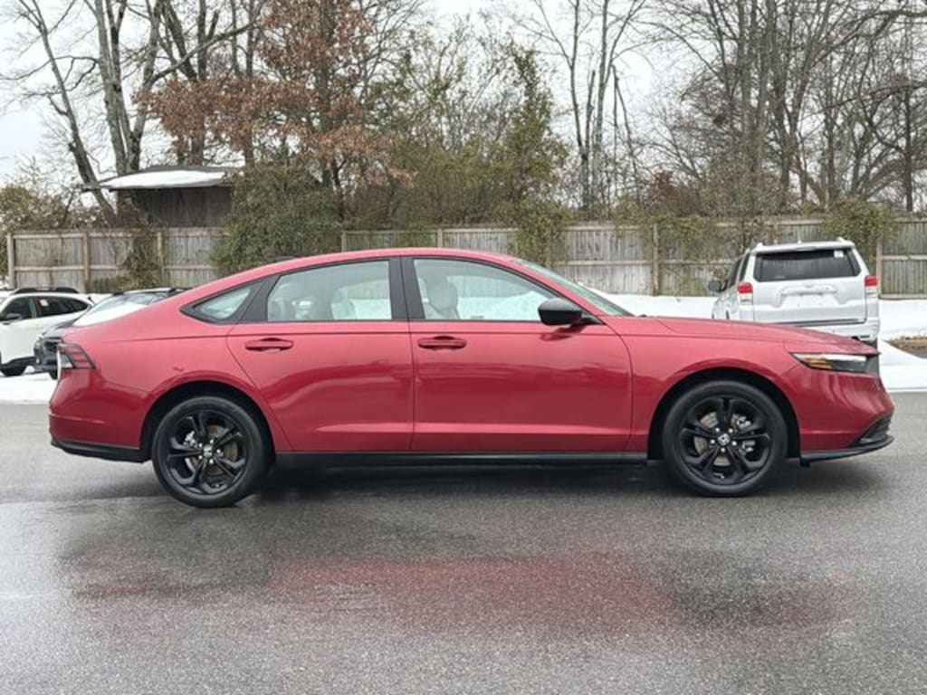 Used 2025 Honda Accord SE Sedan