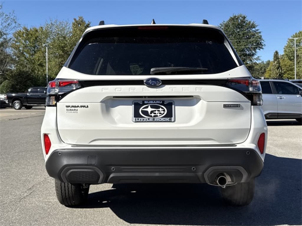 New 2025 Subaru Forester Hybrid Limited SUV