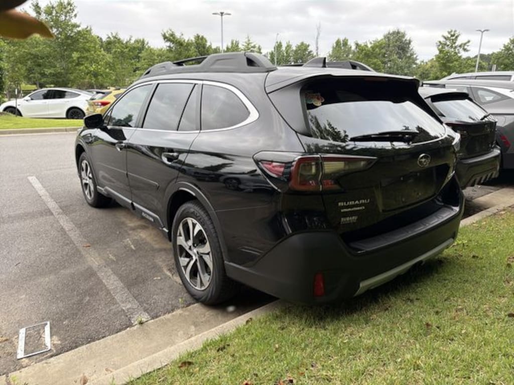 Used 2021 Subaru Outback Limited SUV