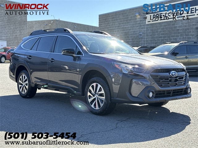2025 Subaru Outback Premium's photo