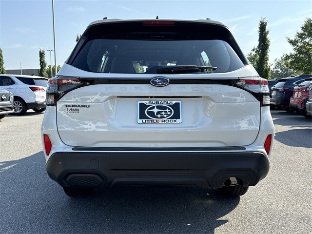2025 Subaru Forester Base photo 4