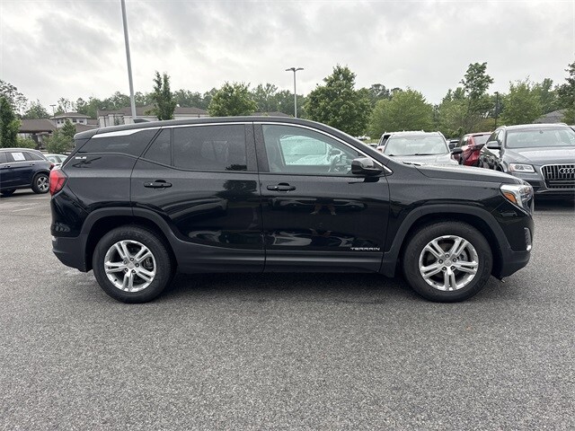 2021 Gmc Terrain SLE photo 3