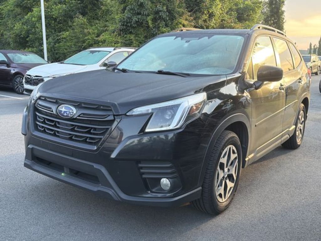 Used 2023 Subaru Forester Premium SUV