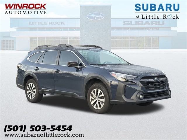 2025 Subaru Outback Premium's photo
