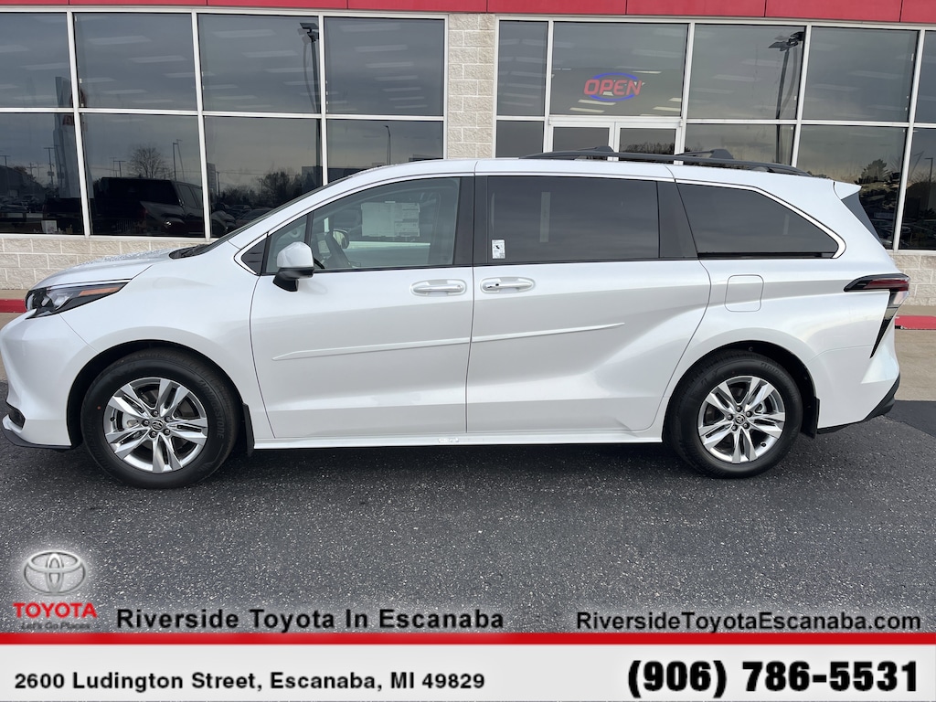 New 2025 Toyota Sienna XLE 7 Passenger Van Passenger Van