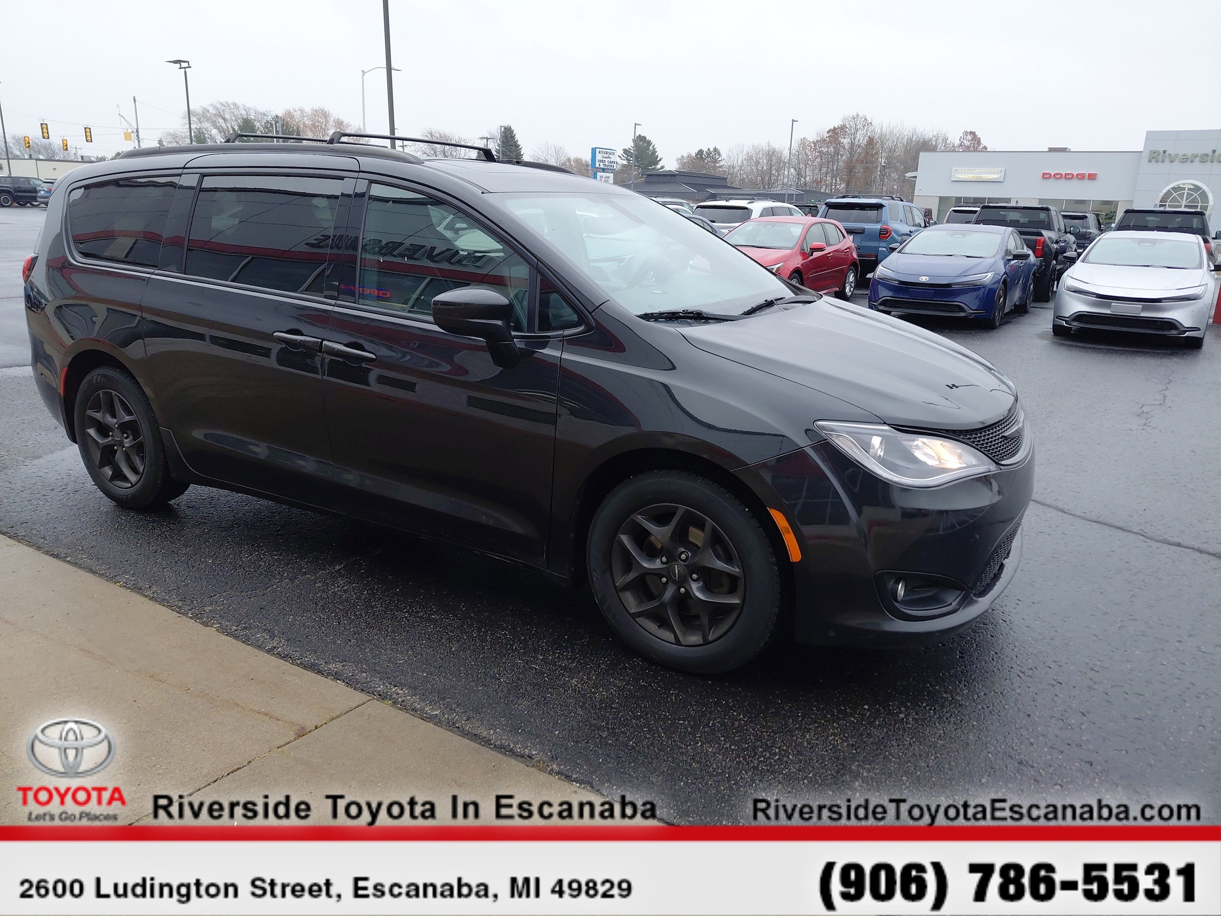2019 Chrysler Pacifica Touring L Plus's photo