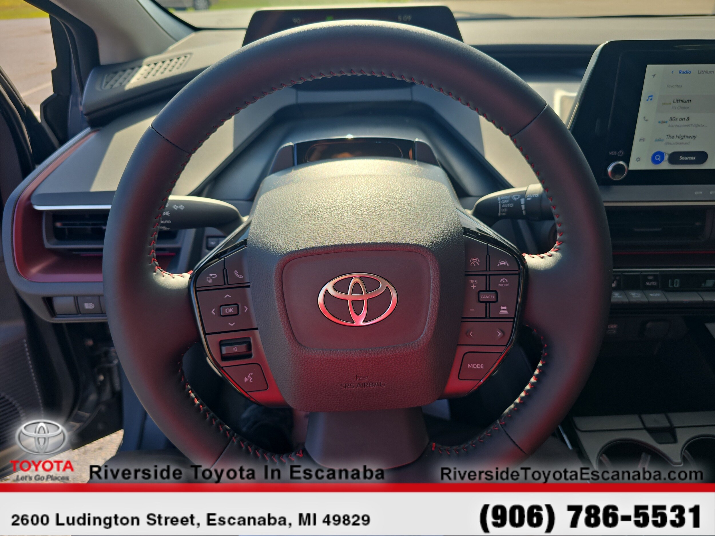 2026 Toyota Prius Plug-in Hybrid XSE - Photo 21