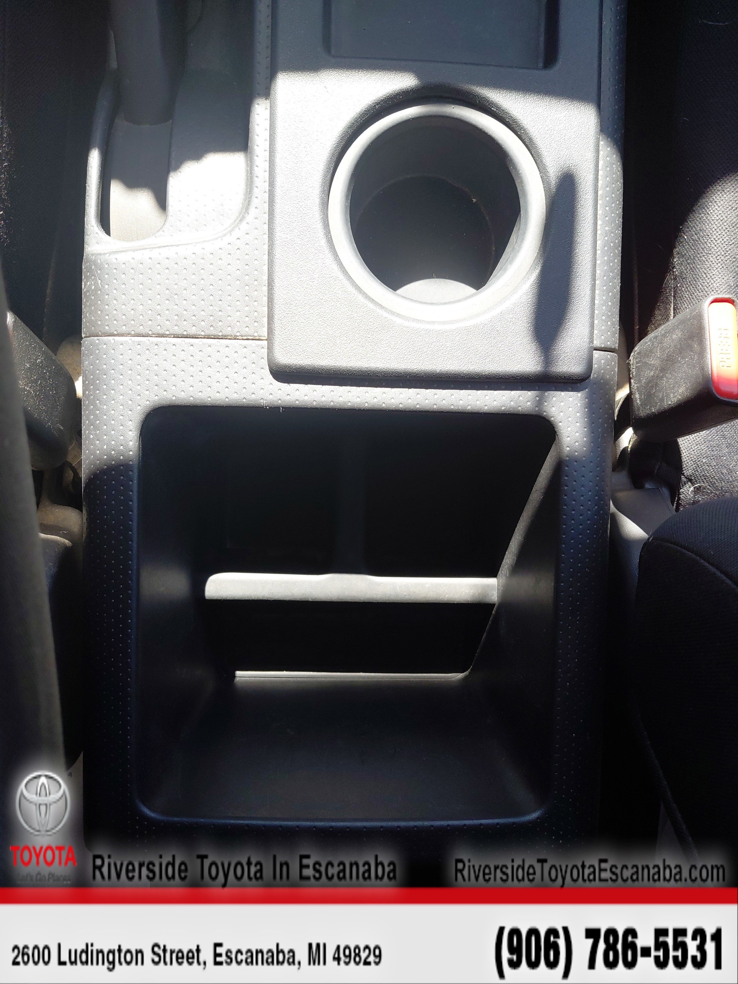 2013 Toyota FJ Cruiser Base - Photo 20