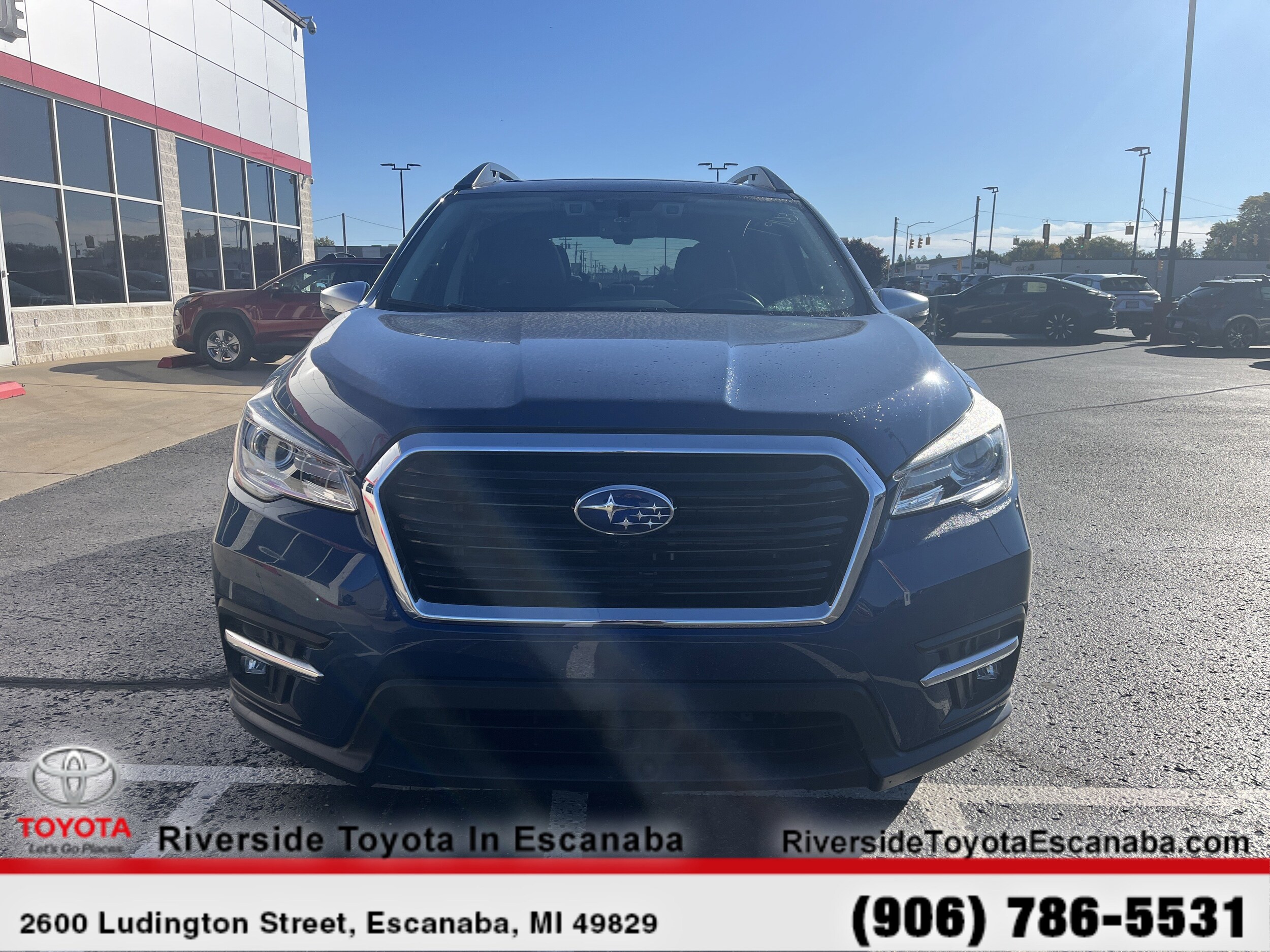 2019 Subaru Ascent Touring photo 2
