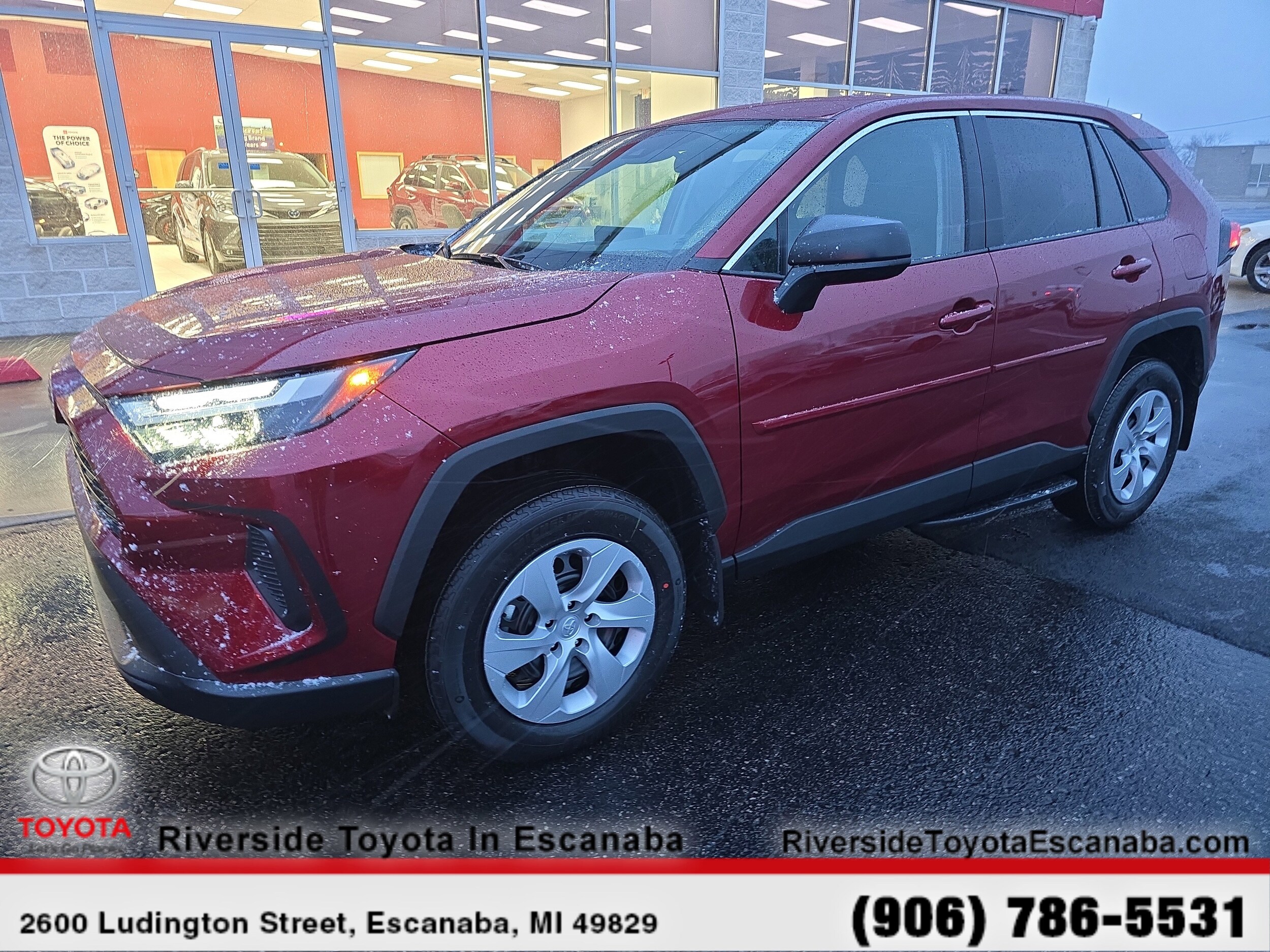 2025 Toyota RAV4 LE photo 3