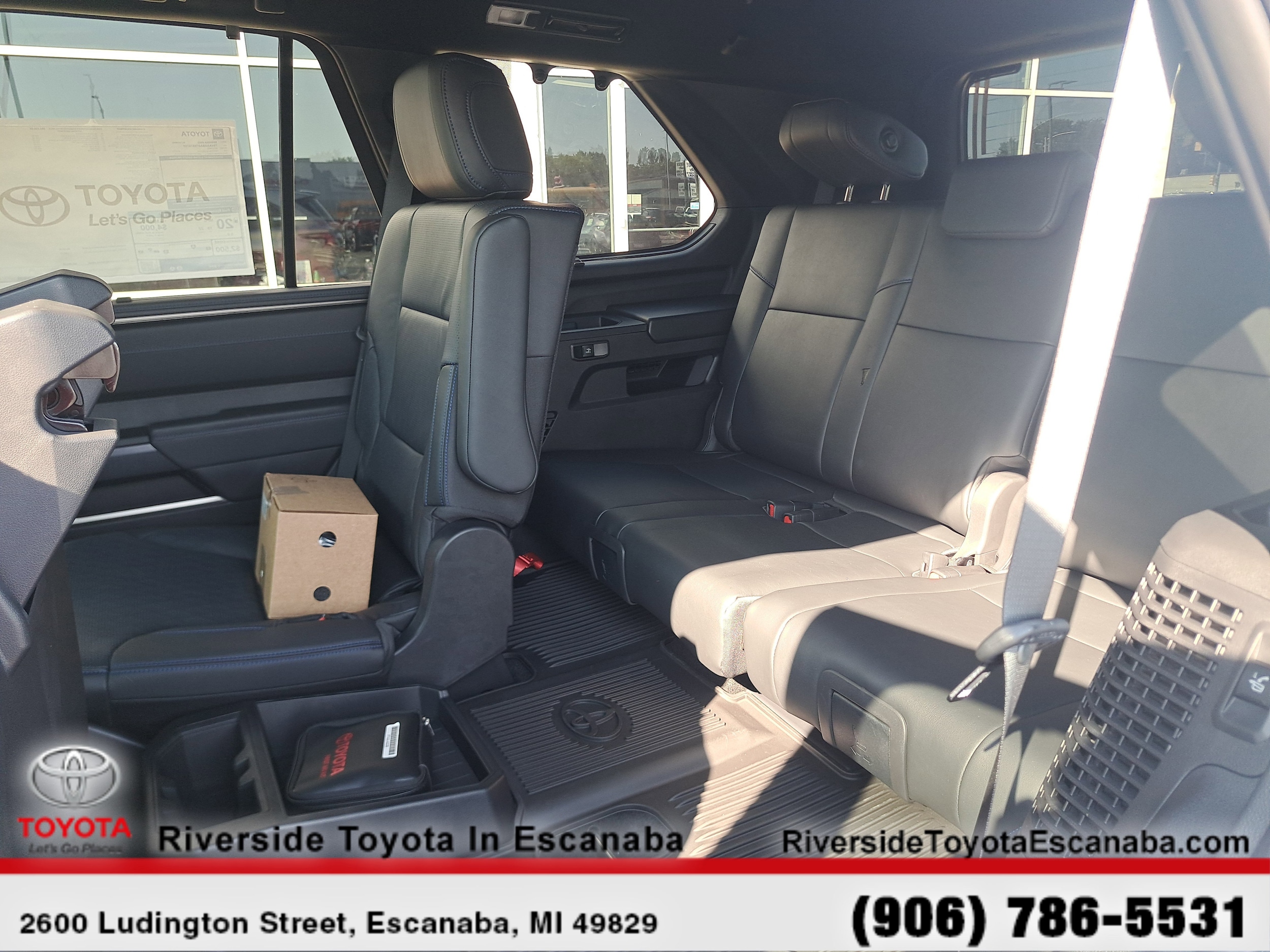 2026 Toyota Sequoia Platinum - Photo 21