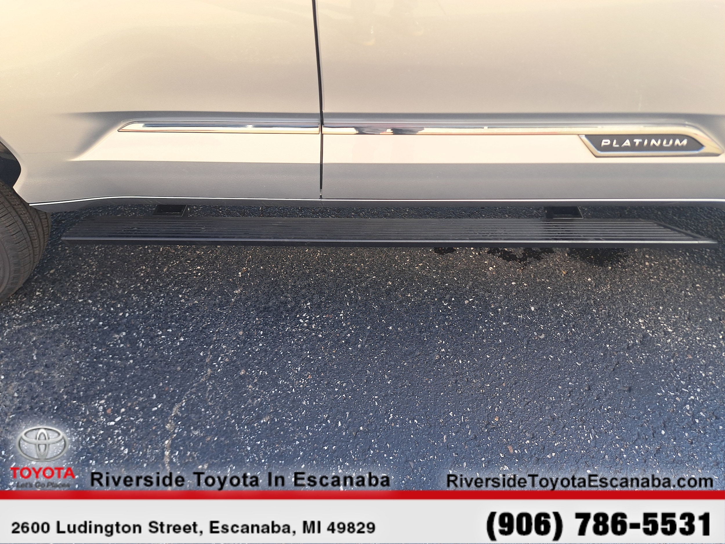 2026 Toyota Sequoia Platinum - Photo 26