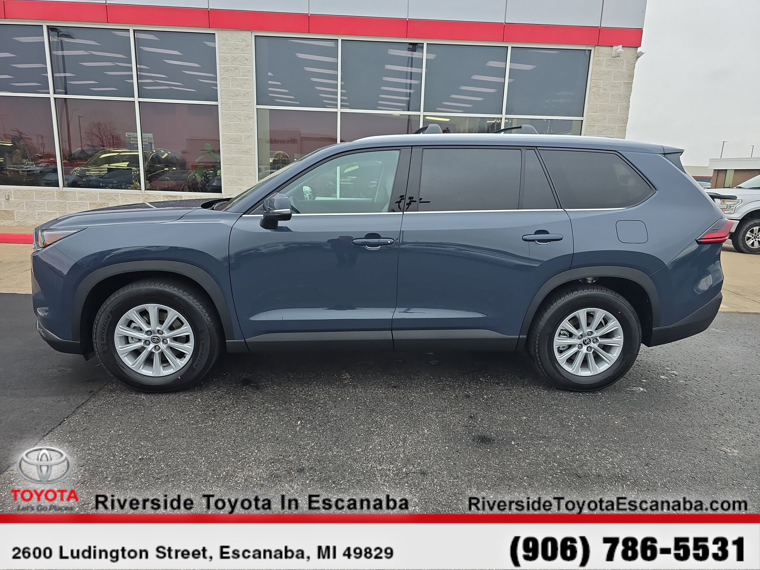 2026 Toyota Grand Highlander XLE photo 4