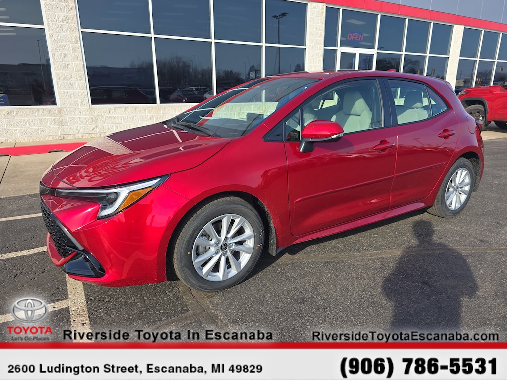 New 2025 Toyota Corolla Hatchback SE Hatchback