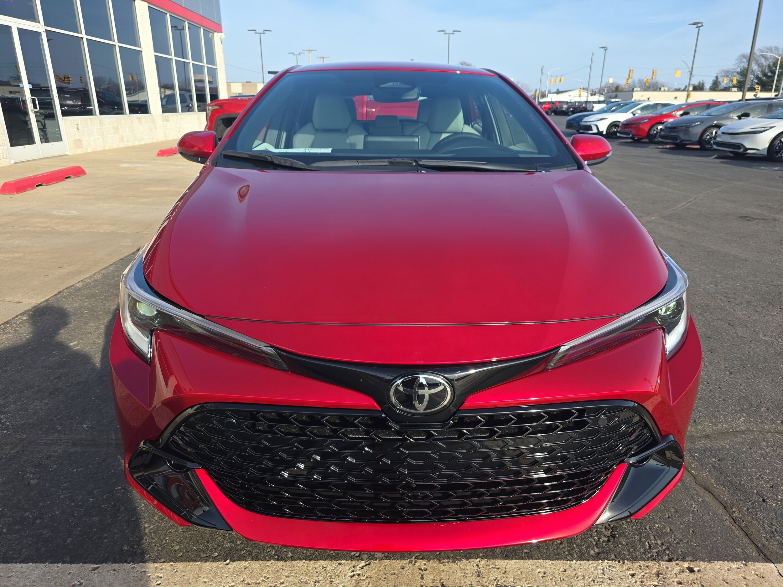 2025 Toyota Corolla SE photo 2