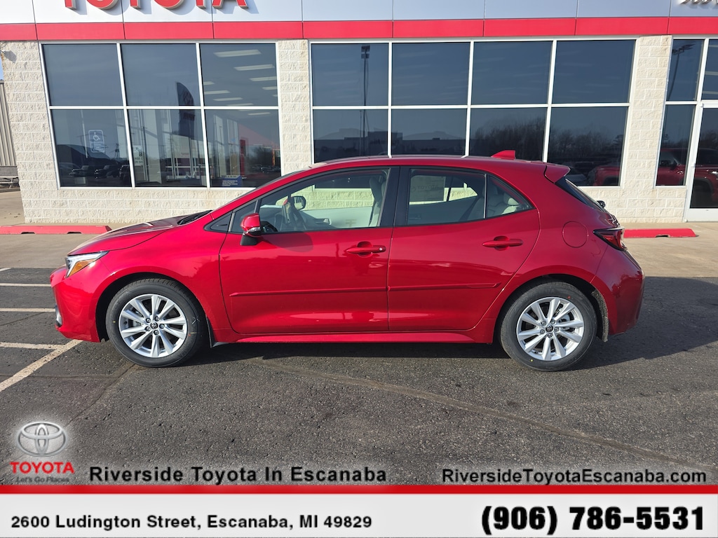 New 2025 Toyota Corolla Hatchback SE Hatchback