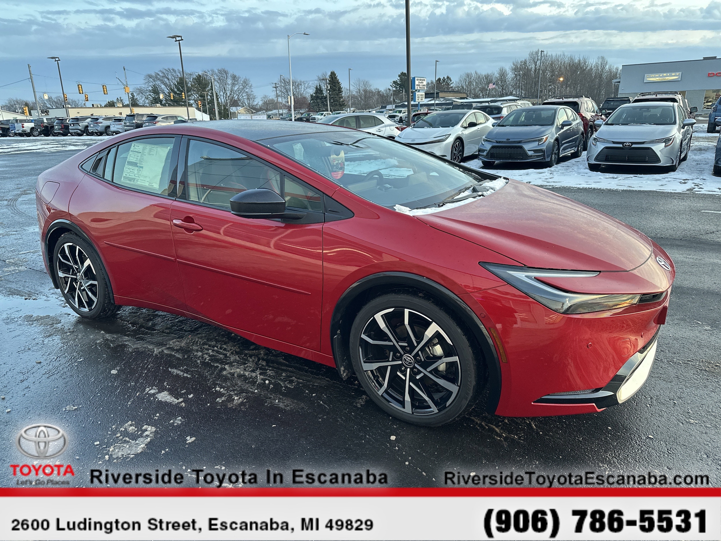 2024 Toyota Prius Prime XSE Premium's photo