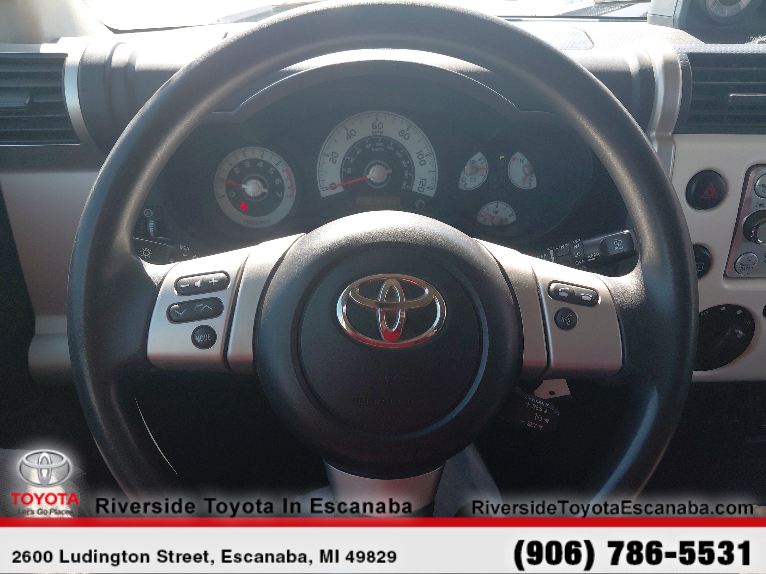 2013 Toyota FJ Cruiser Base - Photo 21