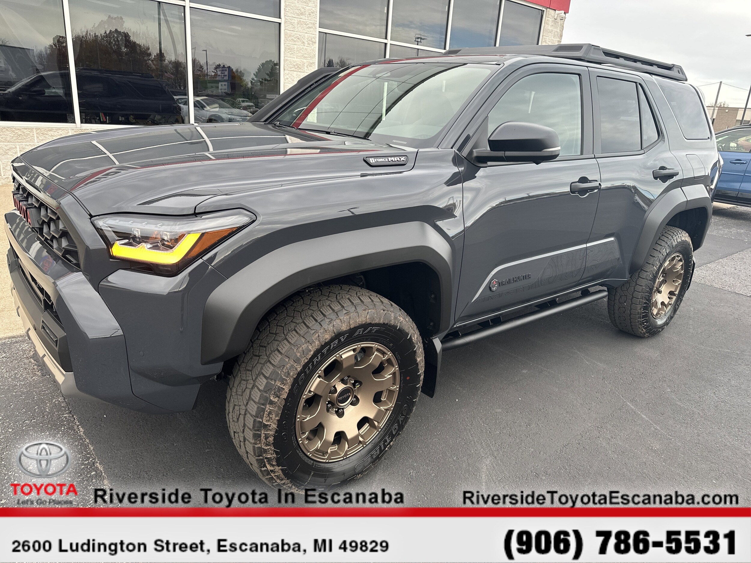 2025 Toyota 4Runner photo 2
