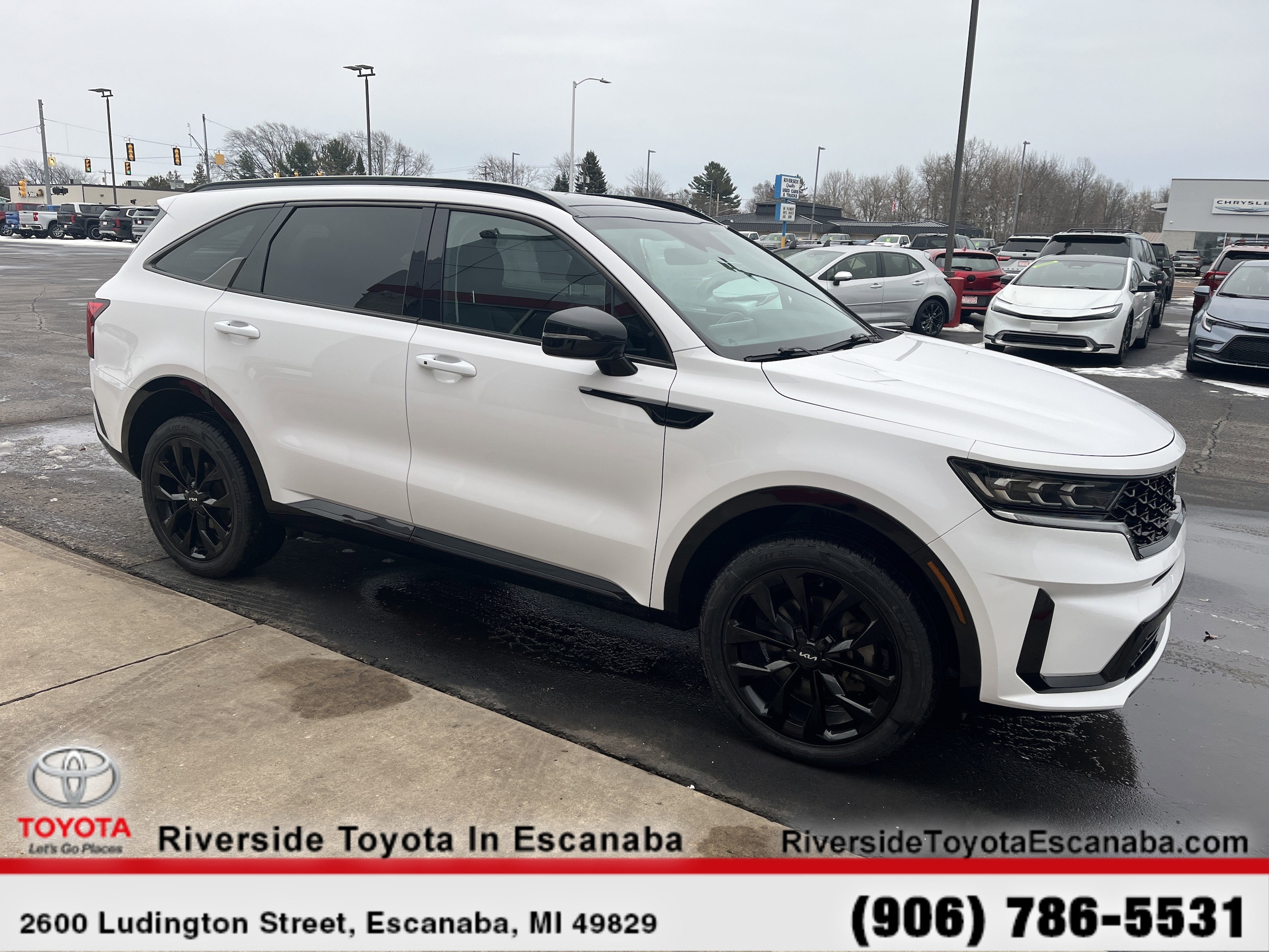 2023 Kia Sorento SX's photo