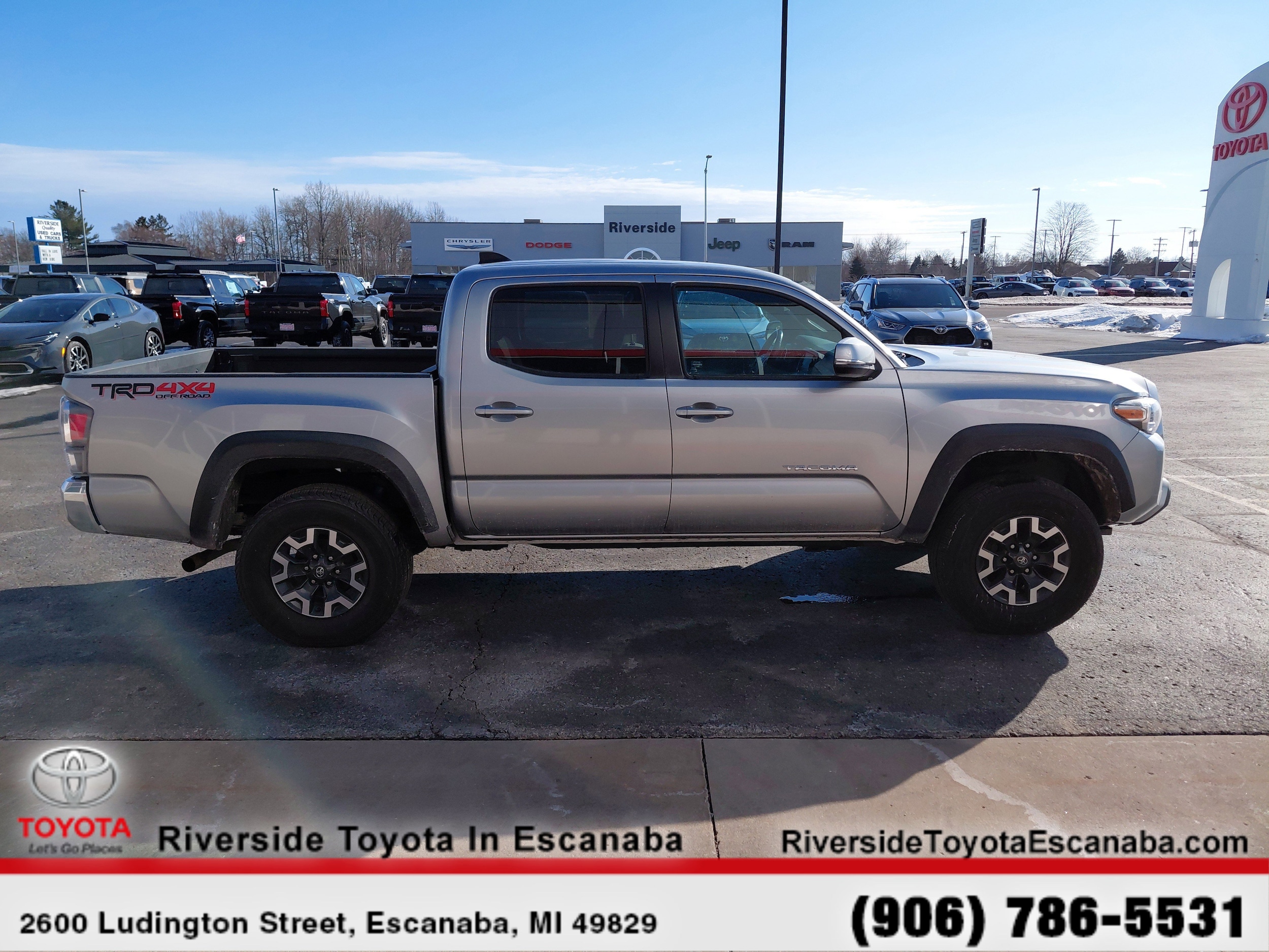 2023 Toyota Tacoma TRD Sport - Photo 10