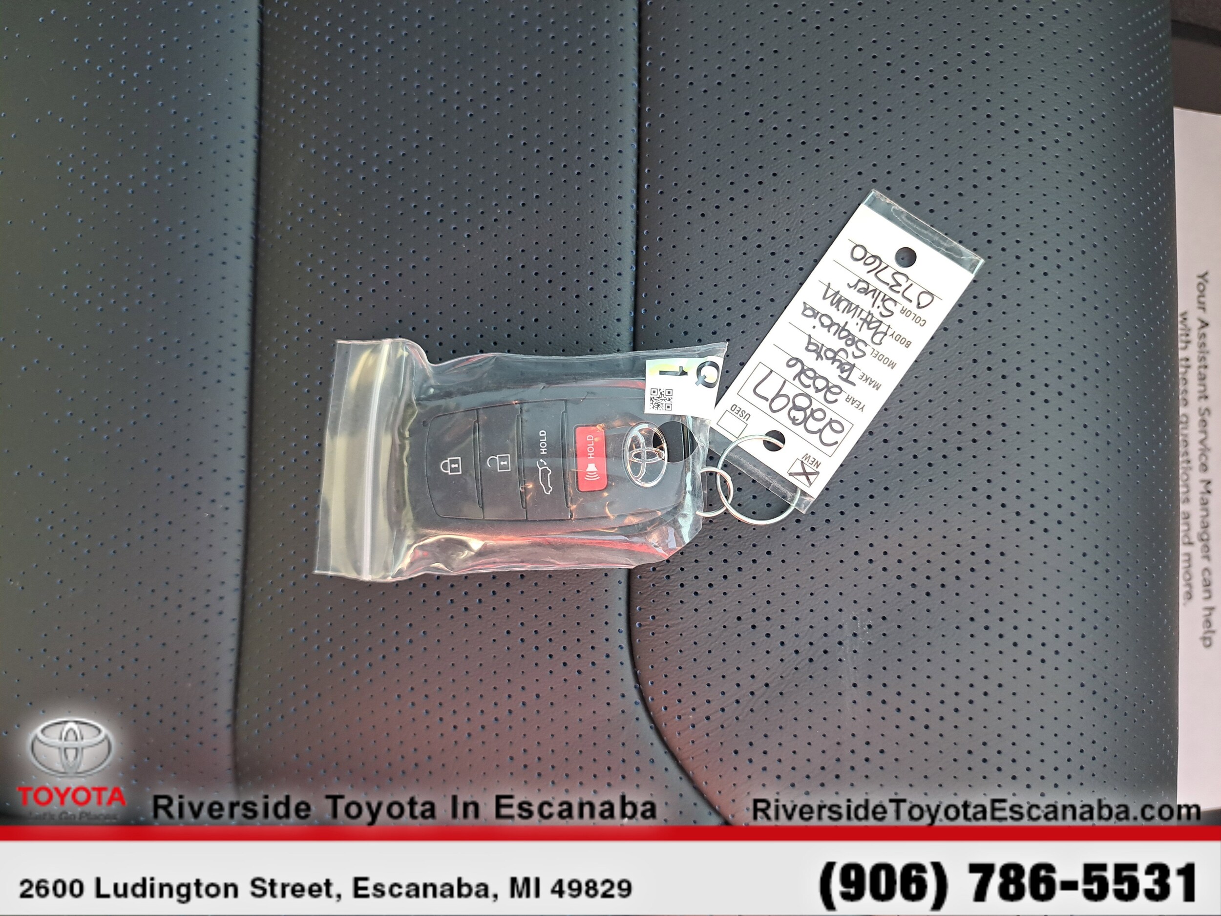 2026 Toyota Sequoia Platinum - Photo 25