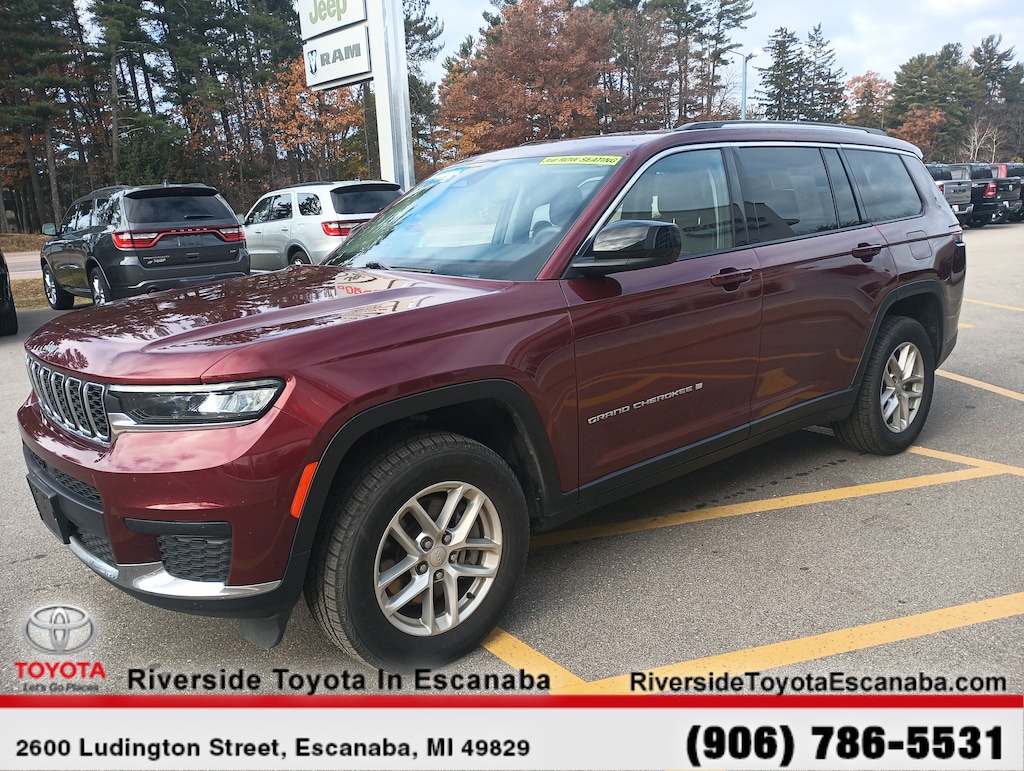 Used 2023 Jeep Grand Cherokee L Laredo SUV